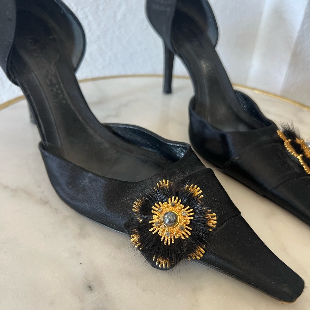 vintage Givenchy pointy toe heels
